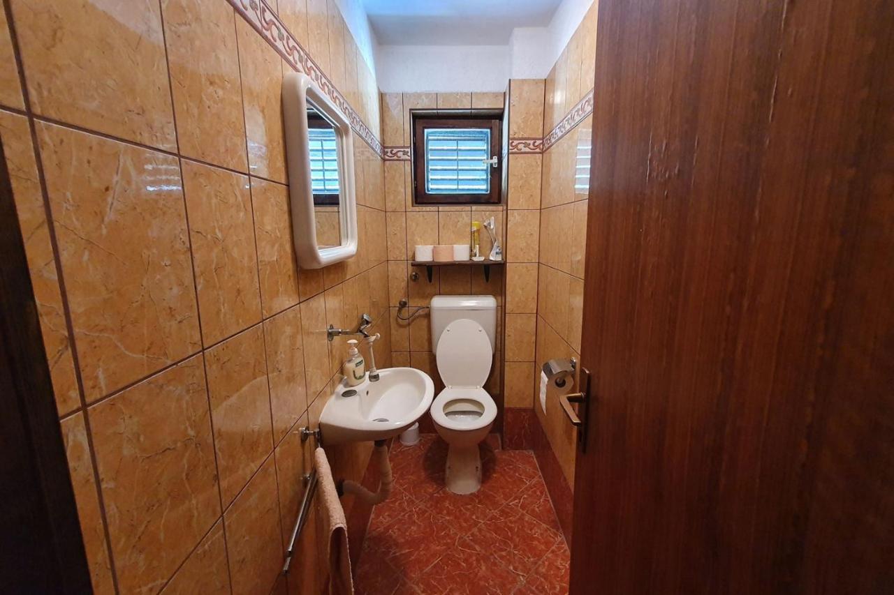 Gradinje Apartment Mirella For 6 Persons Located In Central Istria מראה חיצוני תמונה